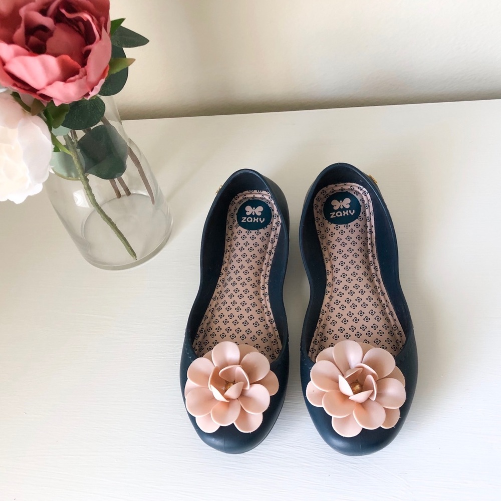 Zaxy blue flats
